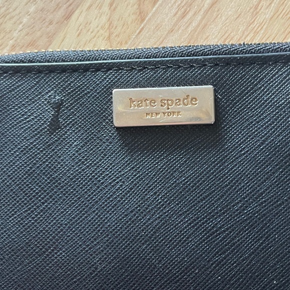 Black Kate Spade wallet - Picture 2 of 4